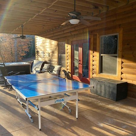 New Listing! Wine Country Retreat - 2 Bed, Hot Tub Villa Dahlonega Kültér fotó