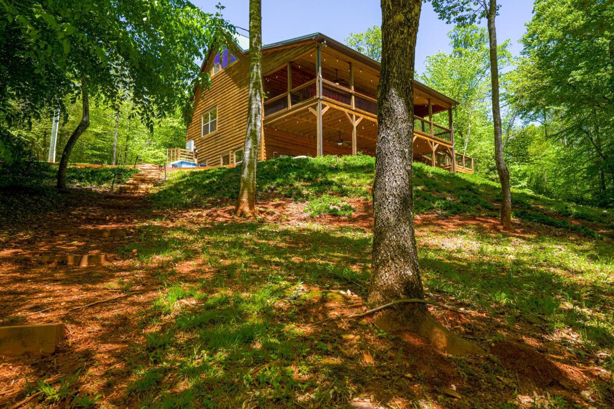 New Listing! Wine Country Retreat - 2 Bed, Hot Tub Villa Dahlonega Kültér fotó
