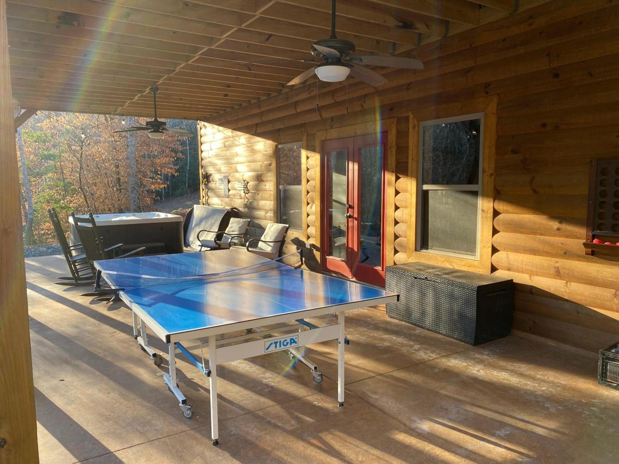 New Listing! Wine Country Retreat - 2 Bed, Hot Tub Villa Dahlonega Kültér fotó
