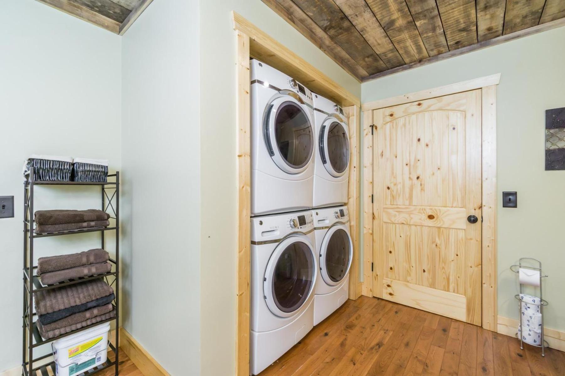 New Listing! Wine Country Retreat - 2 Bed, Hot Tub Villa Dahlonega Kültér fotó